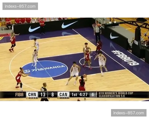 勇士制造对手失误策略:抢下篮板迅速发动快攻反击战术 勇士制造对手失误策略:抢下篮板迅速发动快攻反击战术